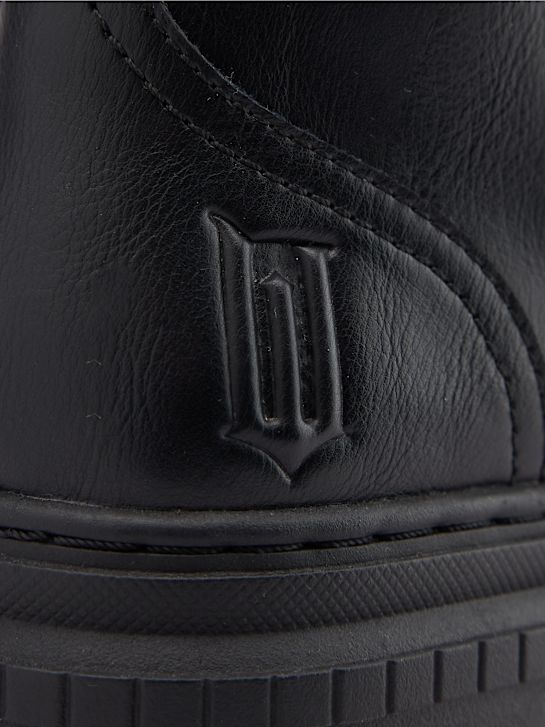 zlobne Čipke-up boot black deichmann