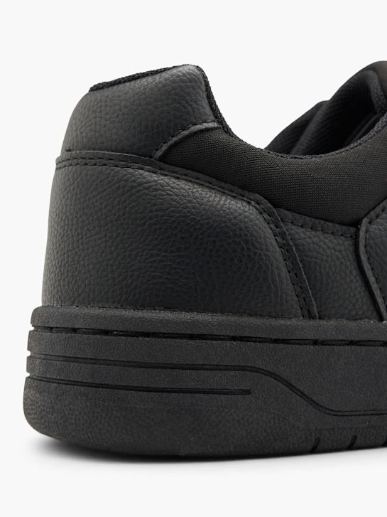 memphisu en trener Črno deichmann
