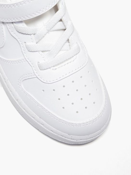 nike sodiŠČe borough trener bela deichmann