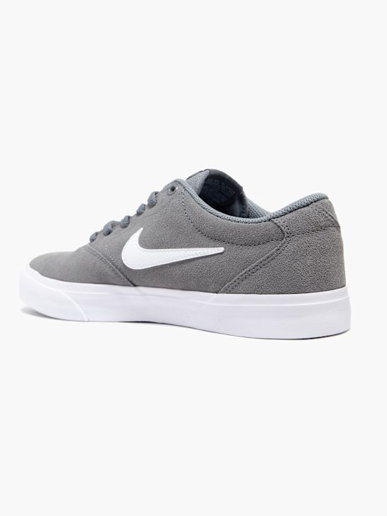 nike polnjenje antilop trener siva deichmann