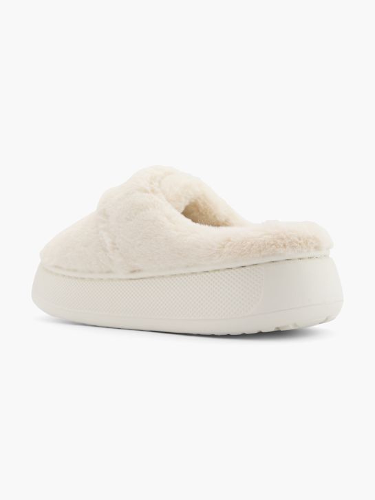 fila hiša natikači smetana deichmann